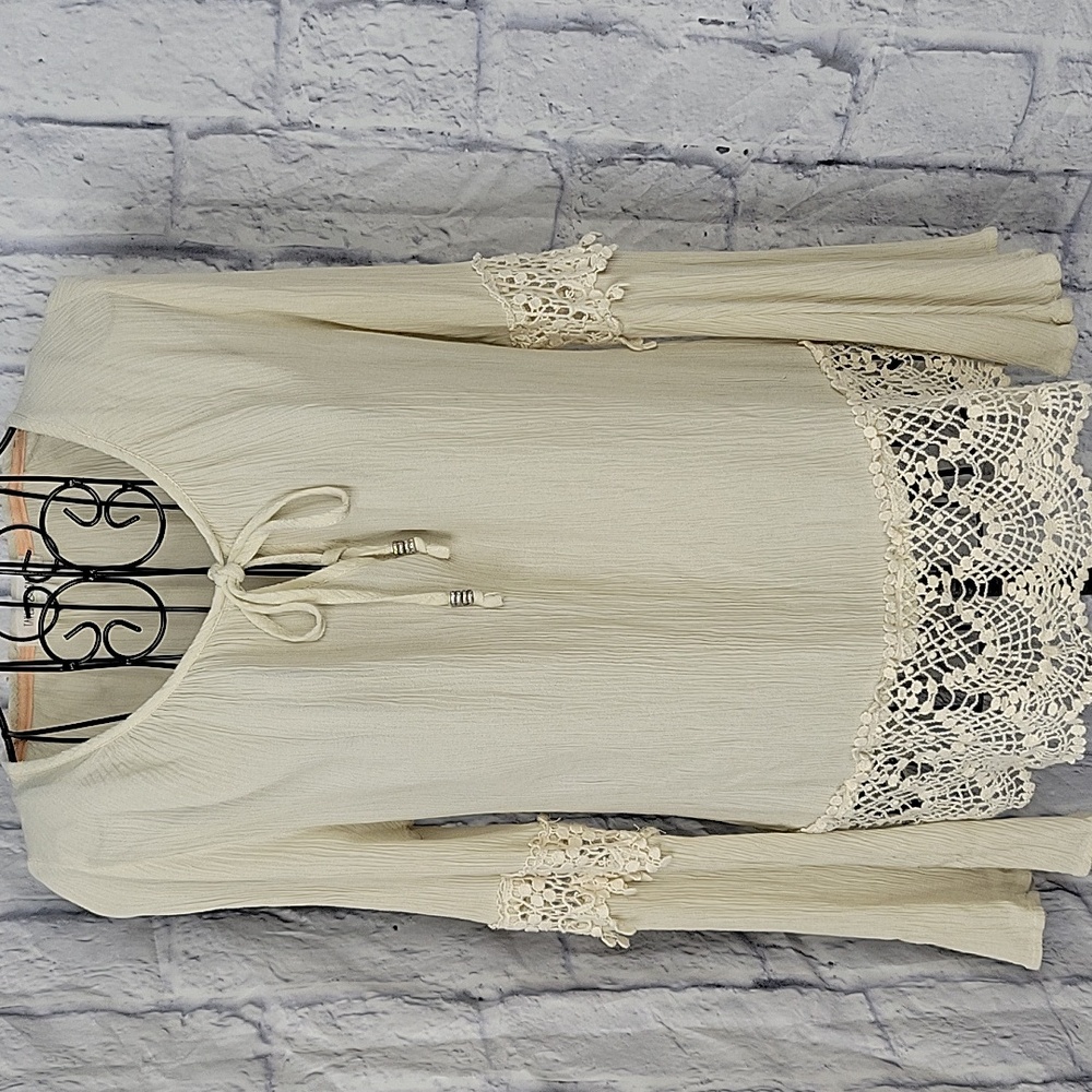 Taylor & Sage Cream Blouse with Crochet Details‎ XS